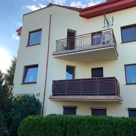 Apartament Pod Gwiazdami Apartment Ostrow Wielkopolski Ngoại thất bức ảnh