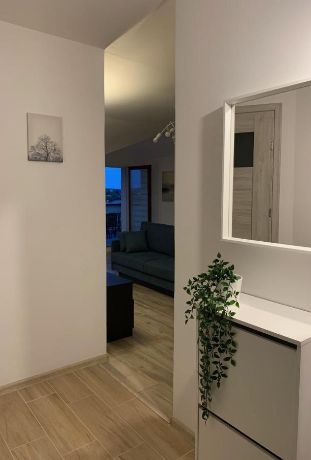 Apartament Pod Gwiazdami Apartment Ostrow Wielkopolski Ngoại thất bức ảnh
