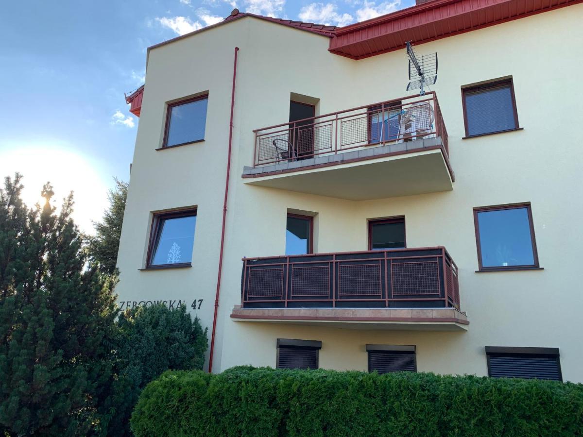 Apartament Pod Gwiazdami Apartment Ostrow Wielkopolski Ngoại thất bức ảnh